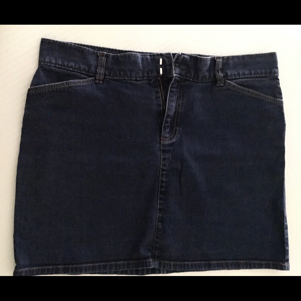 Gap - Picture 2 of 4